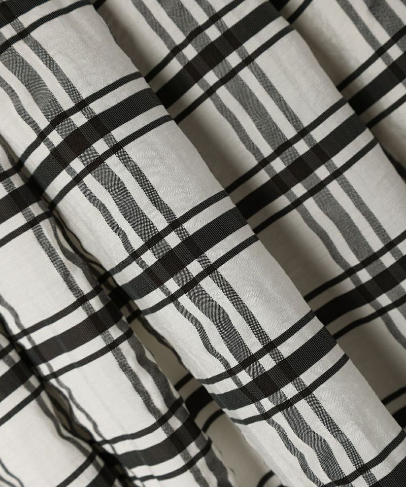 Fabric up (black x white)