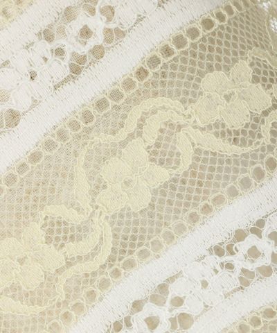 Fabric close-up (ivory×white)