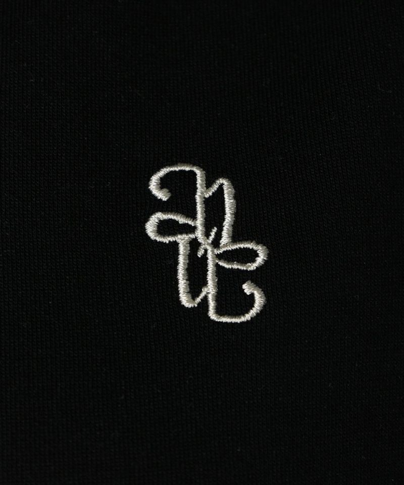 Embroidered logo (black)