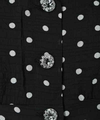 Button up (black x white)