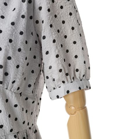 Sleeve close-up (light gray × black)