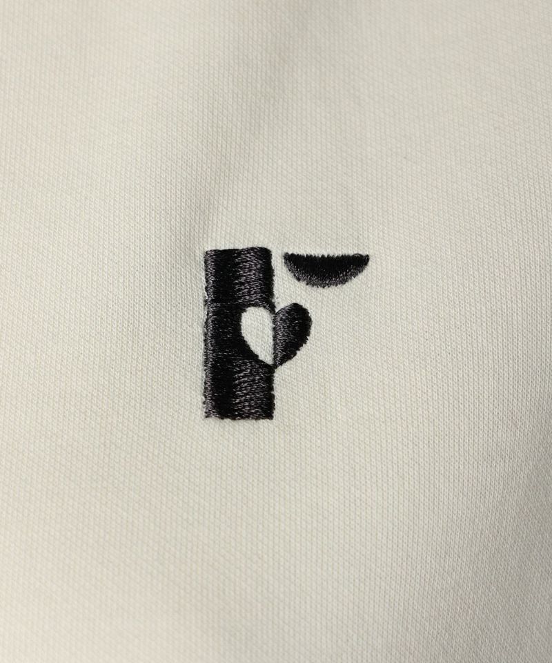 ロゴ刺繍 (off white)