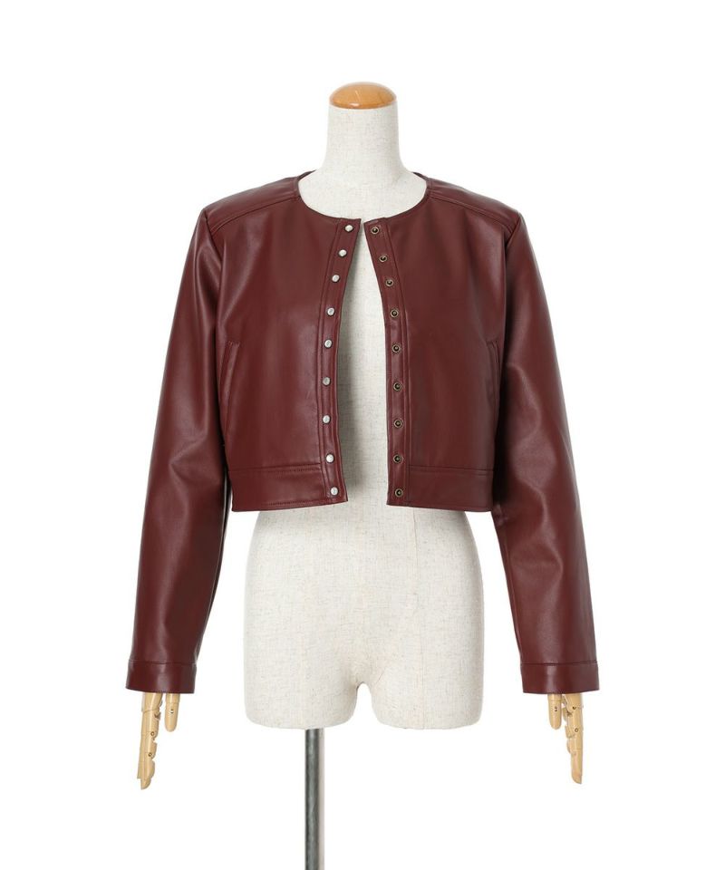 Buttons open (wine red)