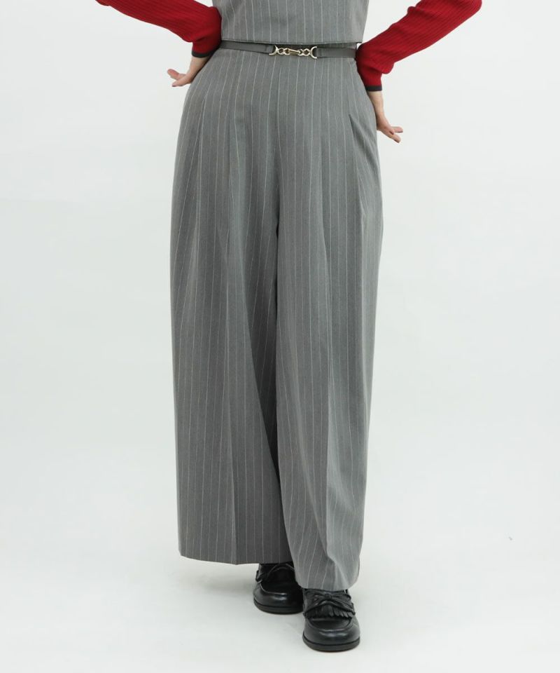 Gray×White / 149cm / Wearing size: 1