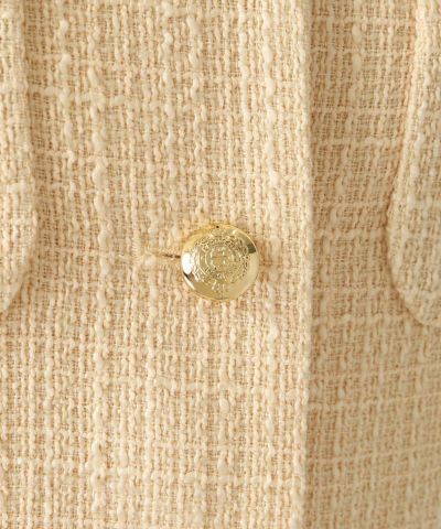 Button (cream)