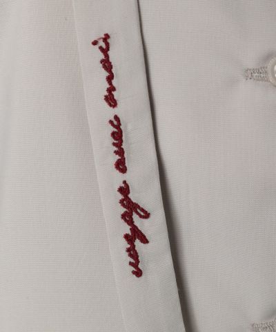 Embroidery (light beige)
