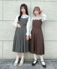 左：gray / 157cm, 右：brown / 152cm