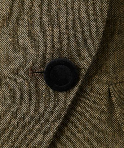 Button (brown)