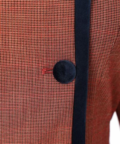 Buttons (red×navy)