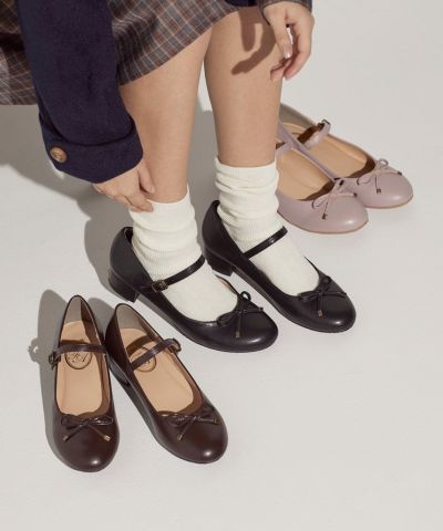 【2buy10%OFF】【サイズ展開】ストラップ付きリボンバレエシューズ/F&A [00CA01c002]