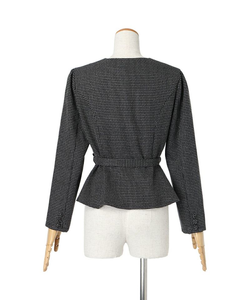 Back (black x white)
