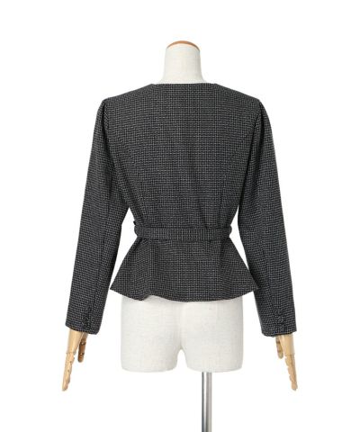 Back (black x white)