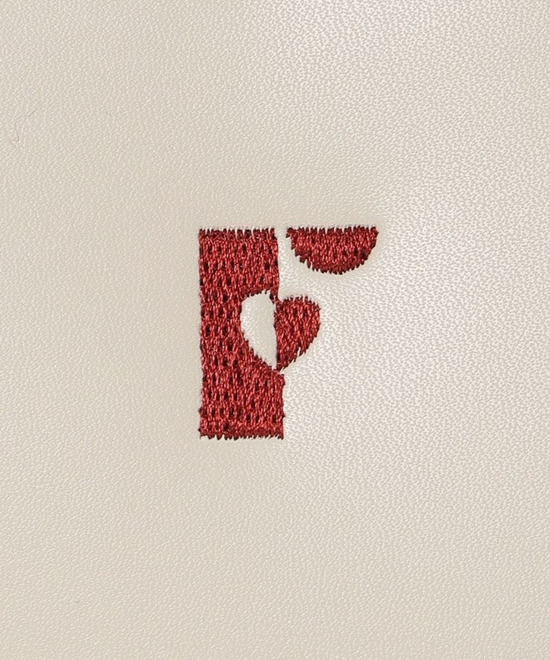 ロゴ刺繍 (ivory)