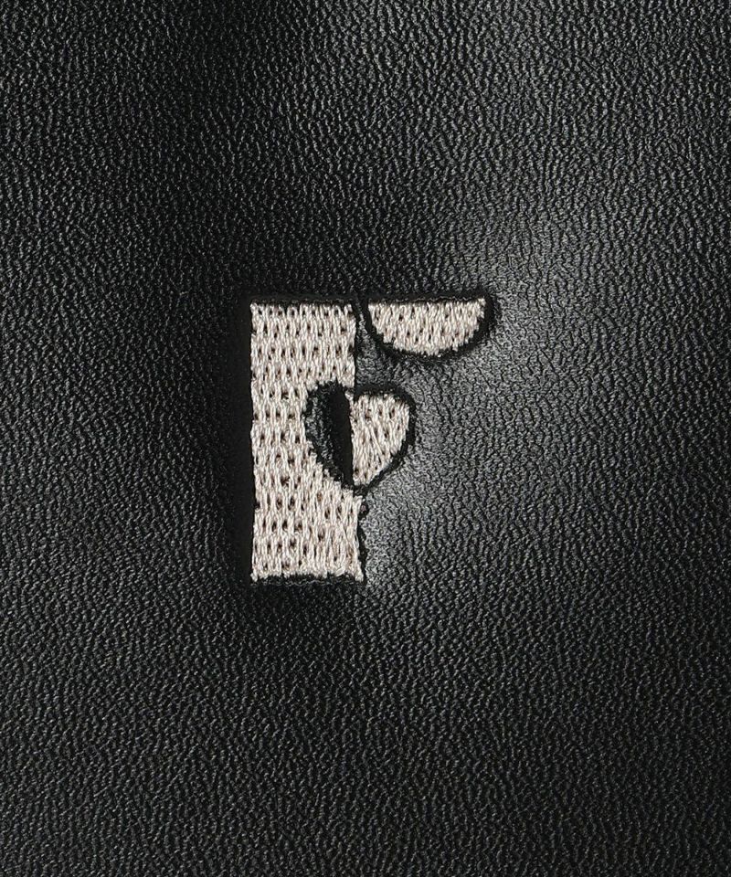 Logo embroidery (ivory)