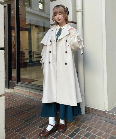 Lace-up sleeve cape trench/F i.n.t [53AD03j001]