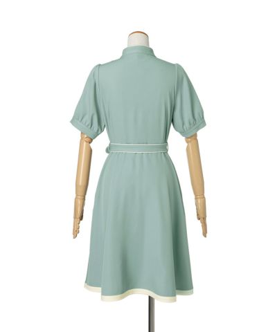 Back (light green x white)