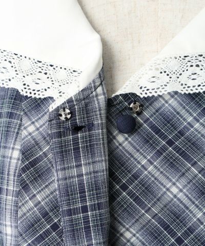 Snap button (navy×white)