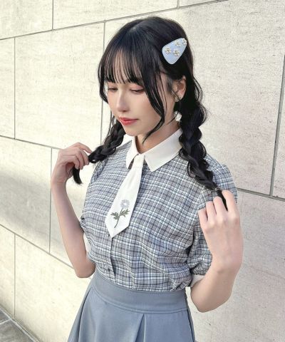 【2buy10%OFF】マーガレット刺繍タイ付きチェックシャツ/F i.n.t [53AF01h004]