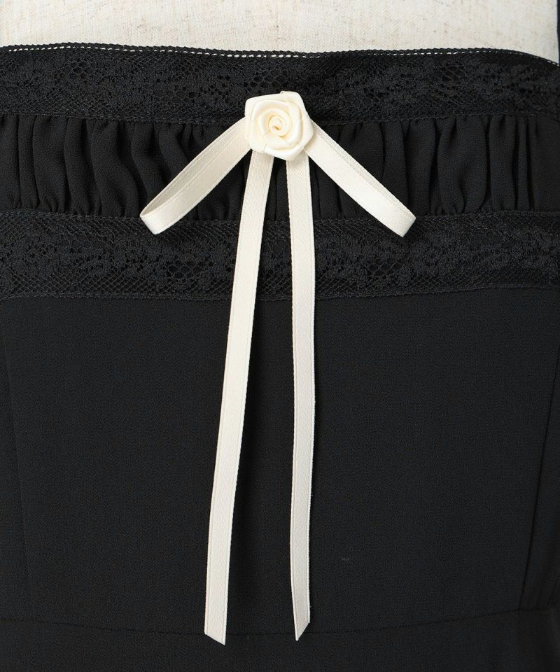 Brooch (black)