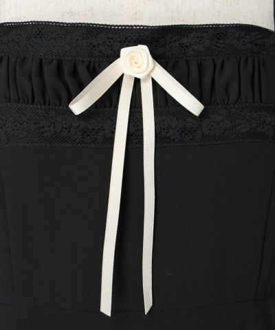 Brooch (black)