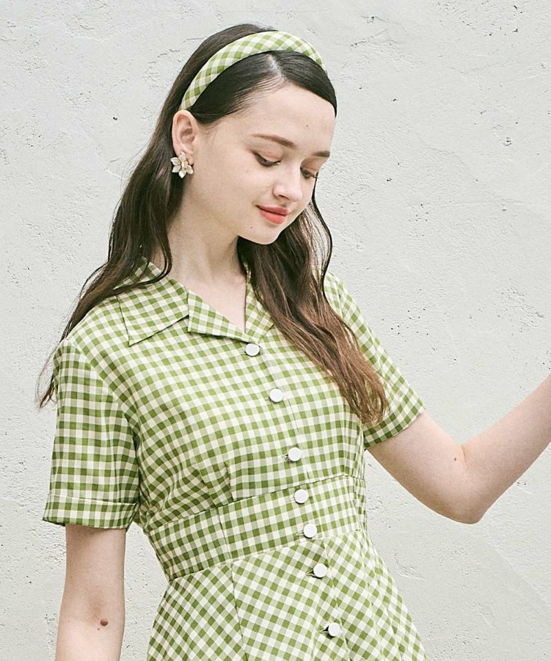 green × white