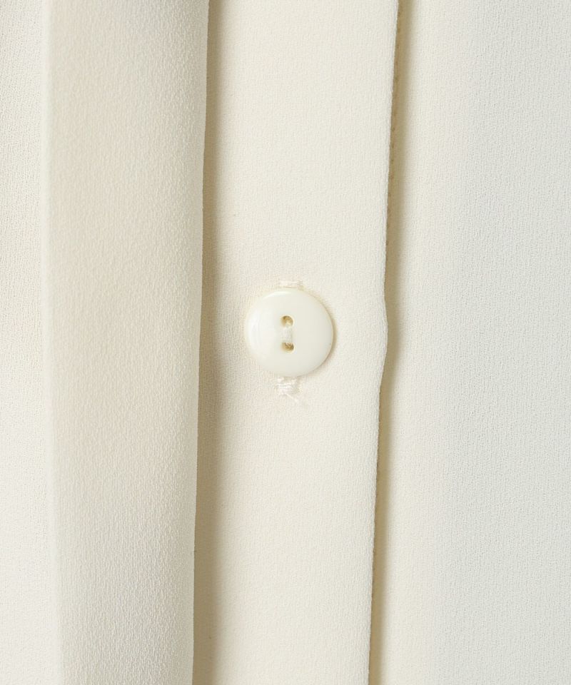 Inside button (off white)
