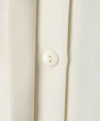Inside button (off white)