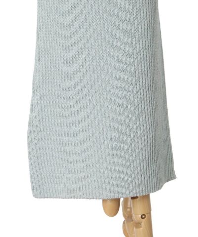 Sleeve opening (light gray)