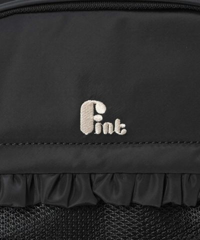 Embroidered logo (black)