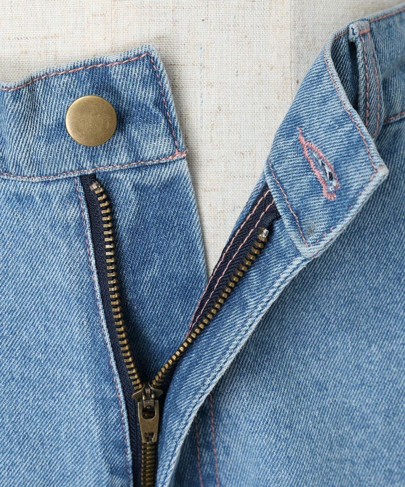 Fastener (light blue)