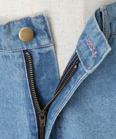 Fastener (light blue)
