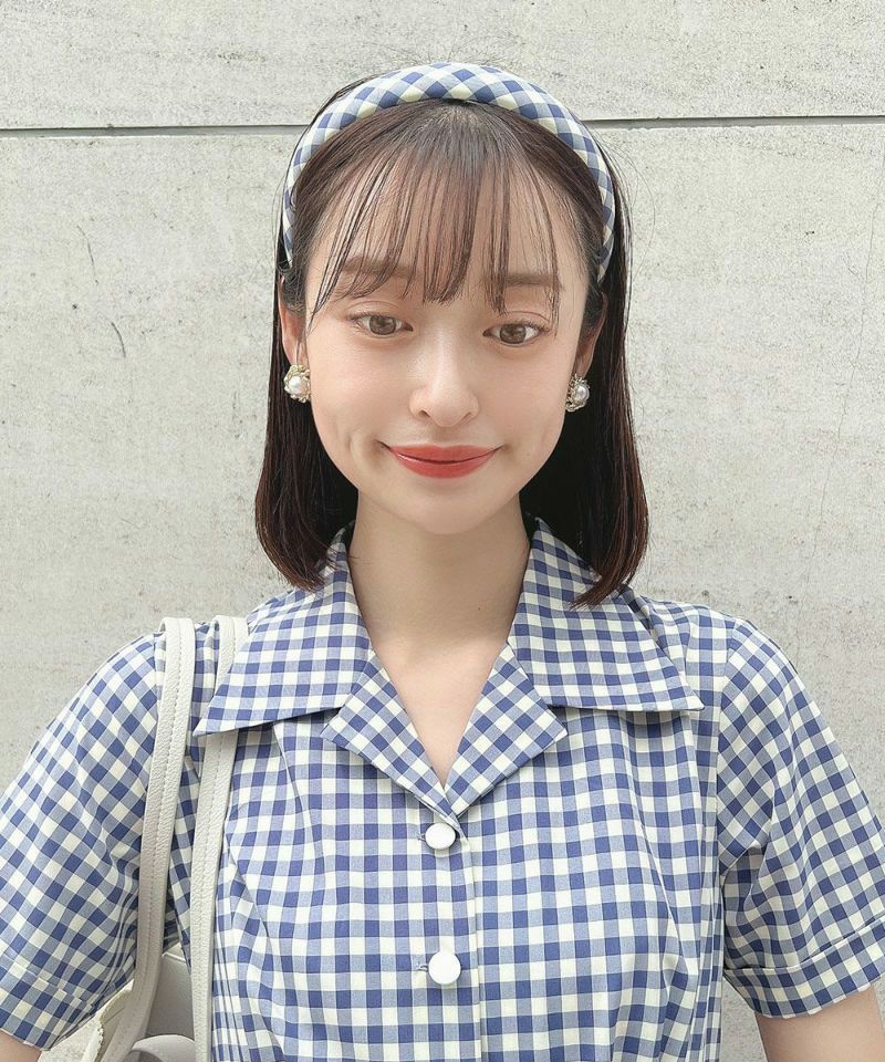 Blue × white