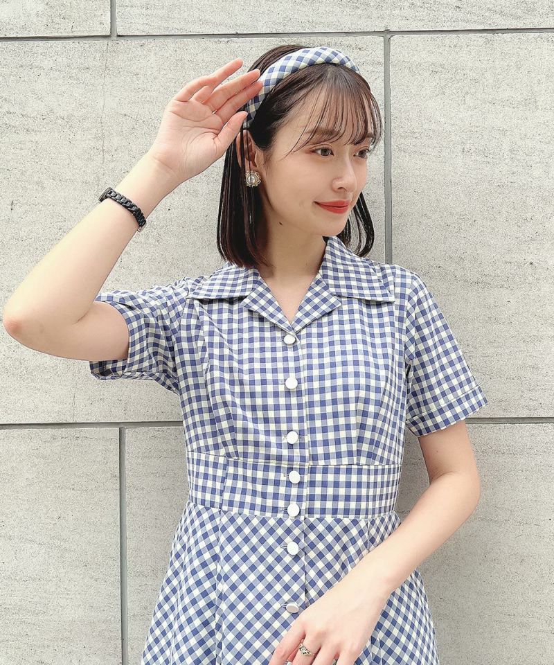 Blue × white