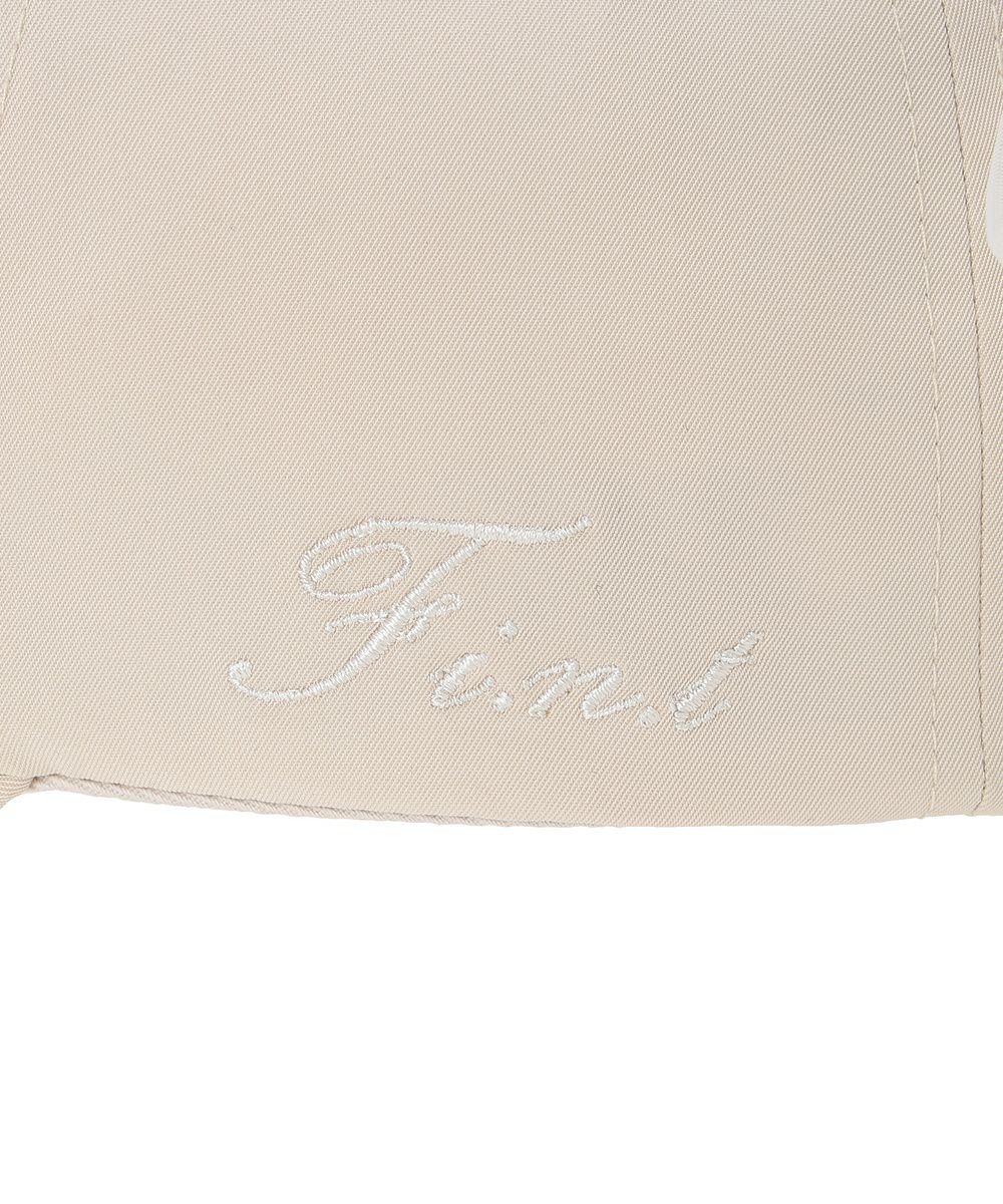 ロゴ刺繍 (ivory)