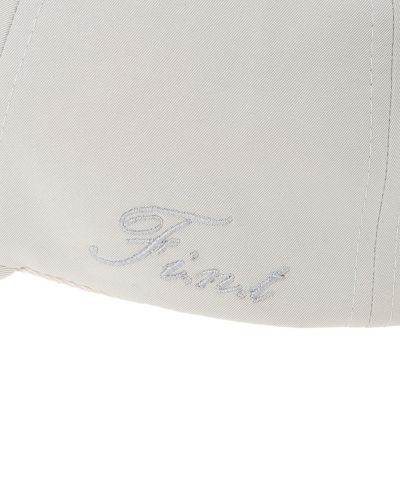 Embroidered logo (light gray)