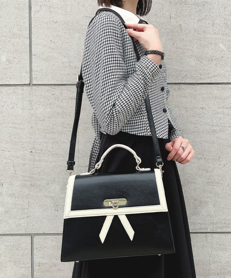 black×white