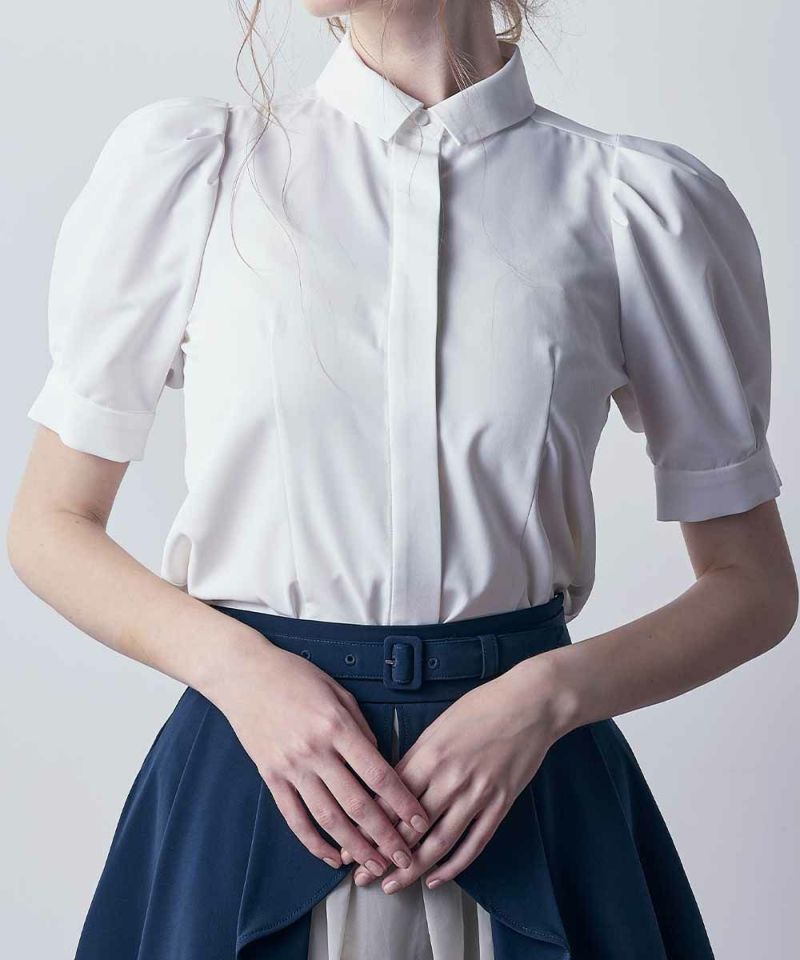 white / 173cm / タイを外した状態