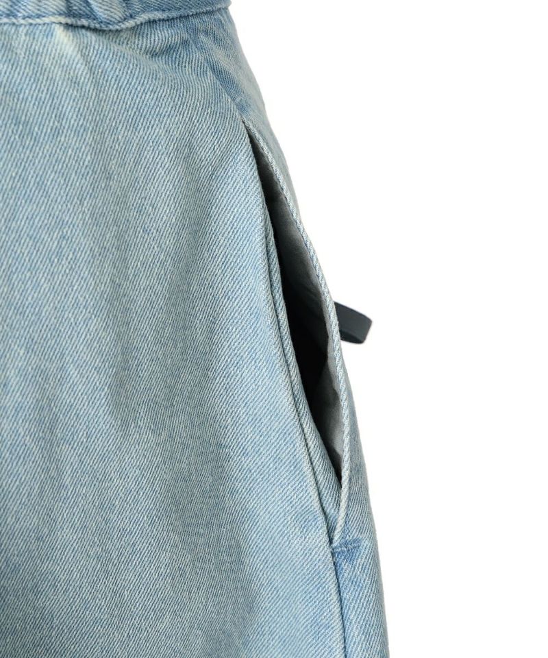 Pocket up (light blue)