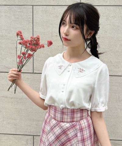 Little Rose Embroidered Cutwork Collar Blouse/F i.n.t [53AF02g016]