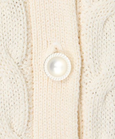button (off white)