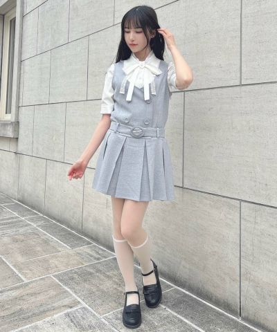 Low waist jumper skirt with belt/F i.n.t [53AE04f010]