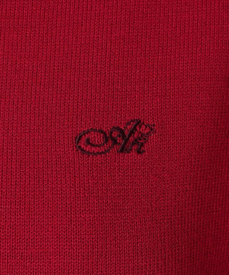 Embroidered logo (red)