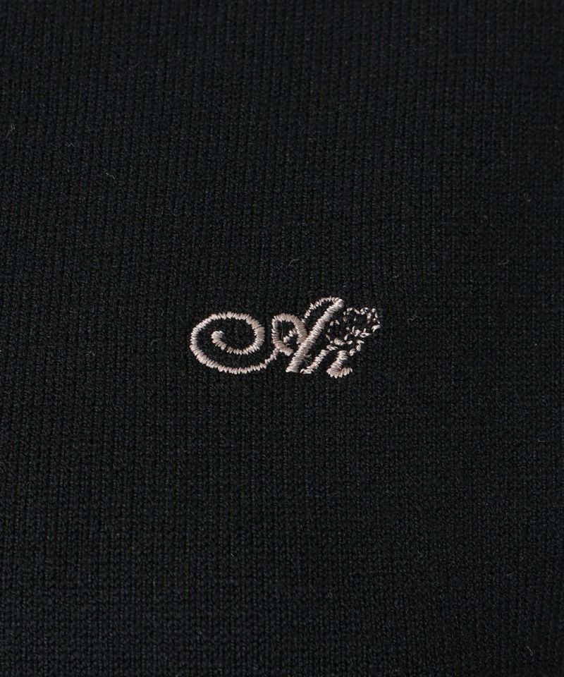 Embroidered logo (black)