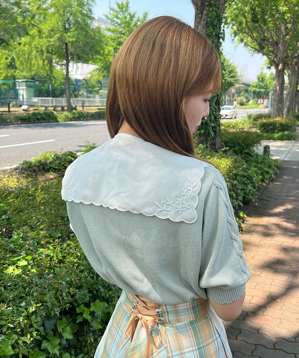 off white