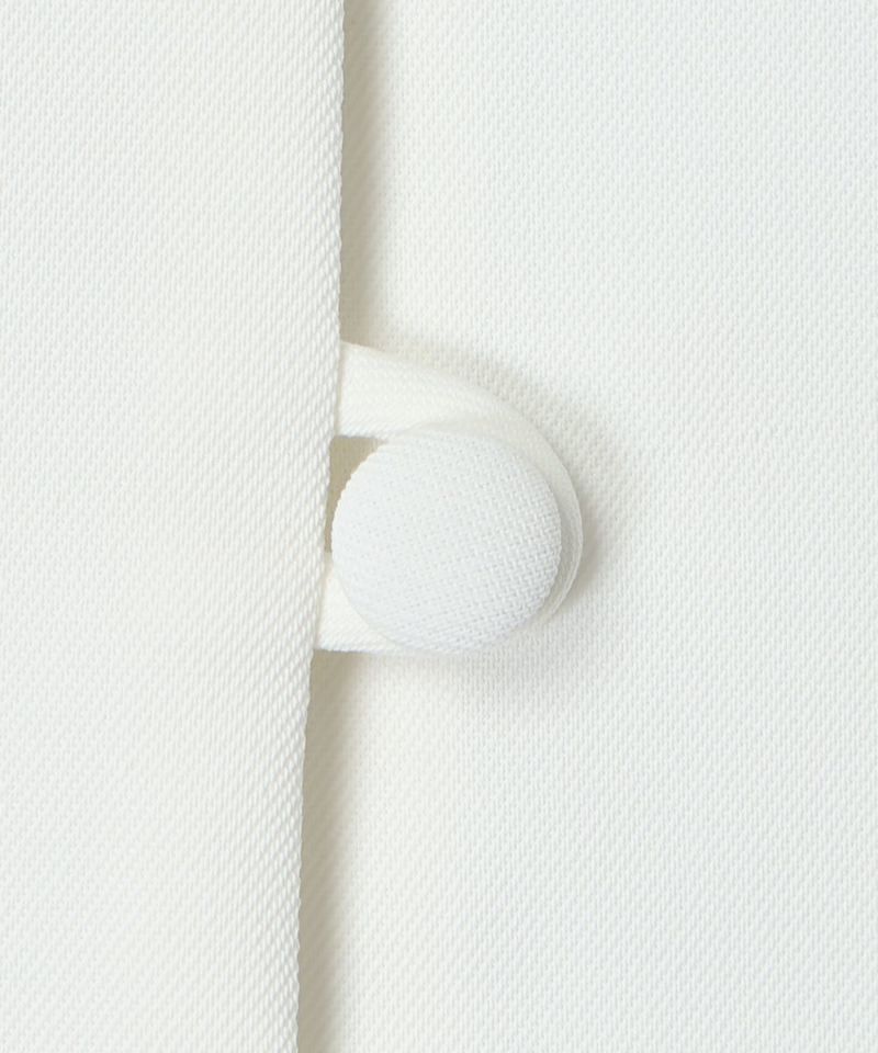 button (off white)