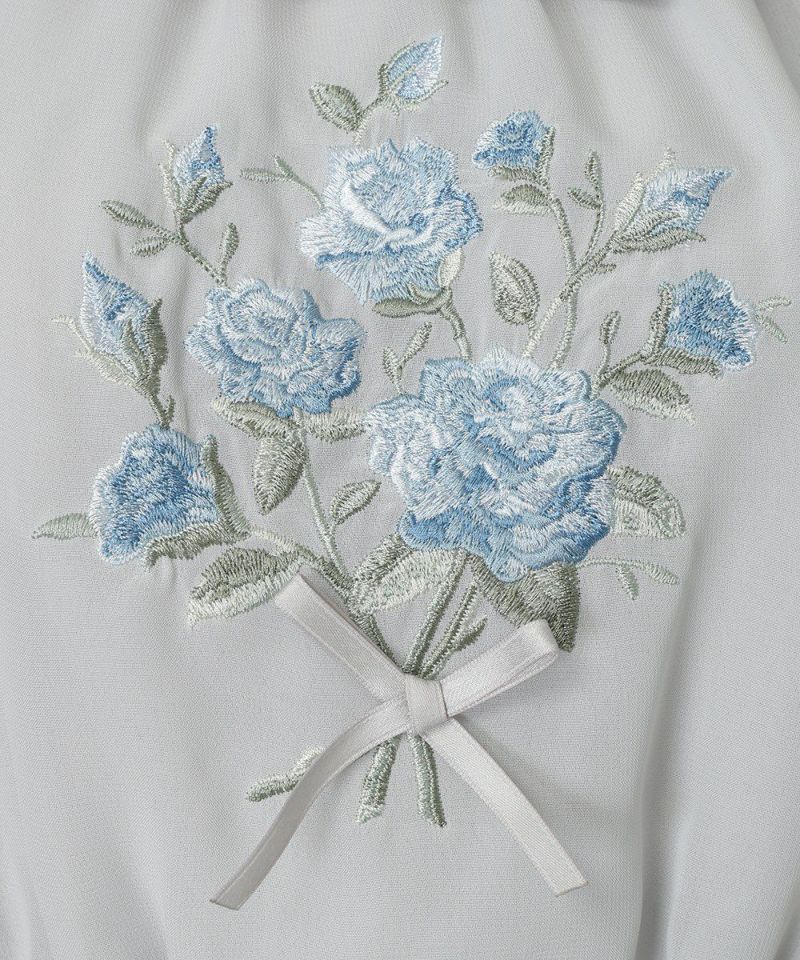 Embroidery (blue gray)