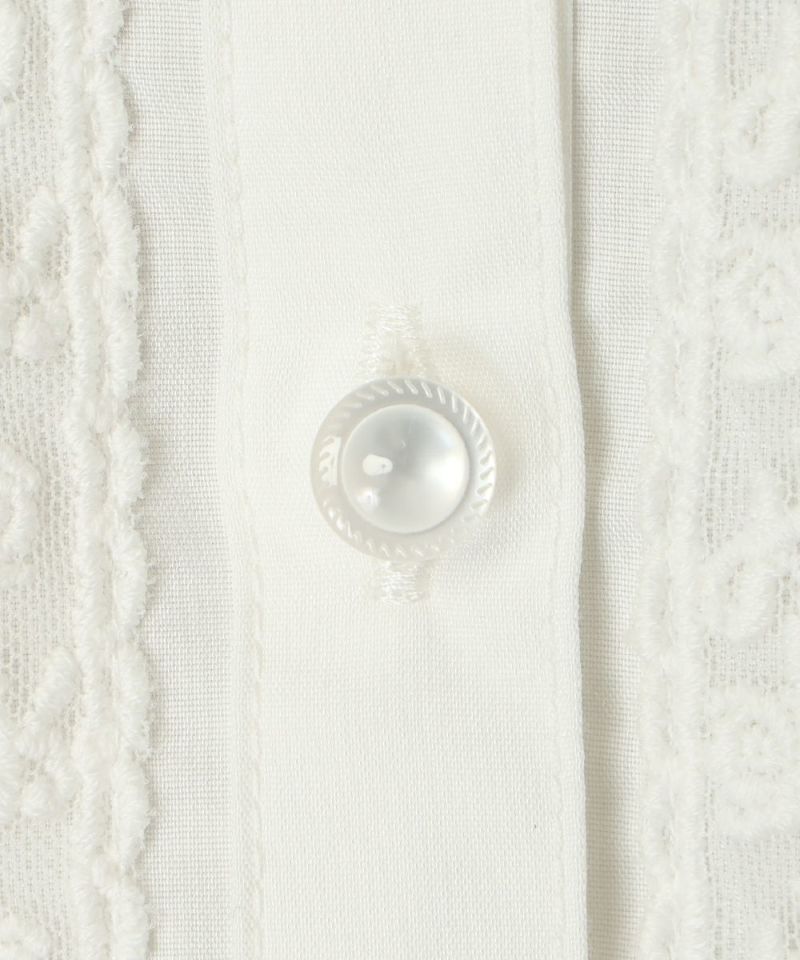 button (off white)