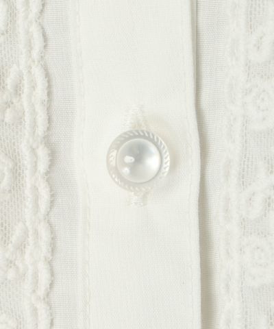 button (off white)