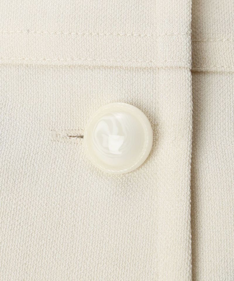 button (ivory)