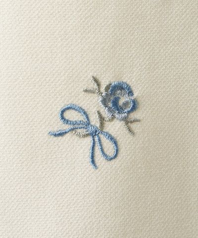 Embroidery (ivory)